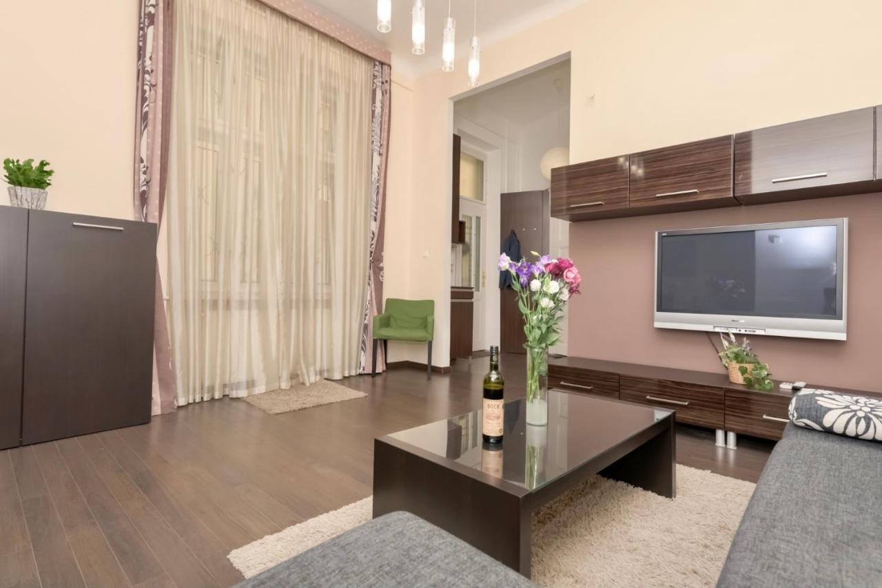Corvina Apartment Budapest With Free Private Parking Εξωτερικό φωτογραφία