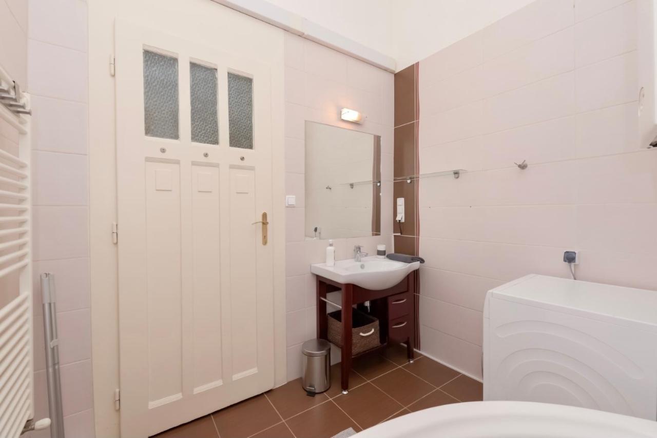 Corvina Apartment Budapest With Free Private Parking Εξωτερικό φωτογραφία